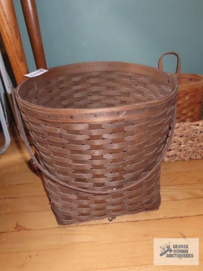 1981 Longaberger basket