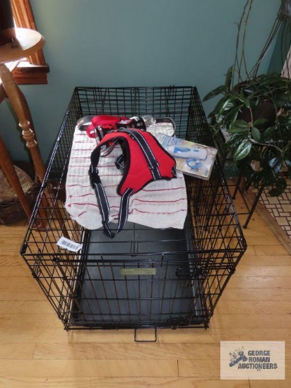 Medium-sized dog cage, Harley leash, nail groom tool, etc.