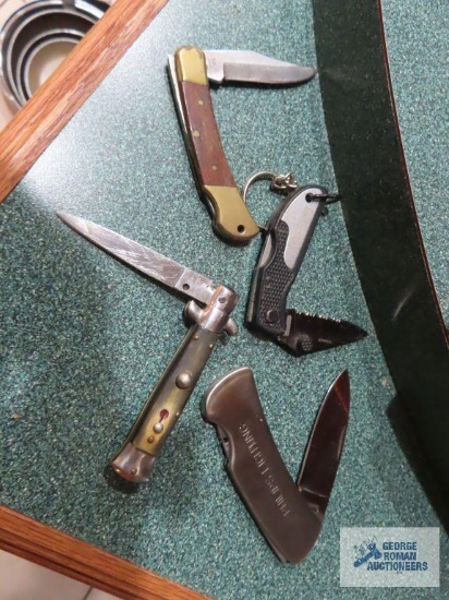 Assorted pocket knives