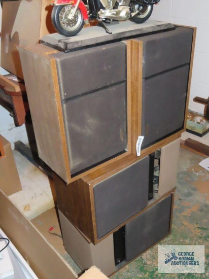 Bose speakers, model 201 series II and III