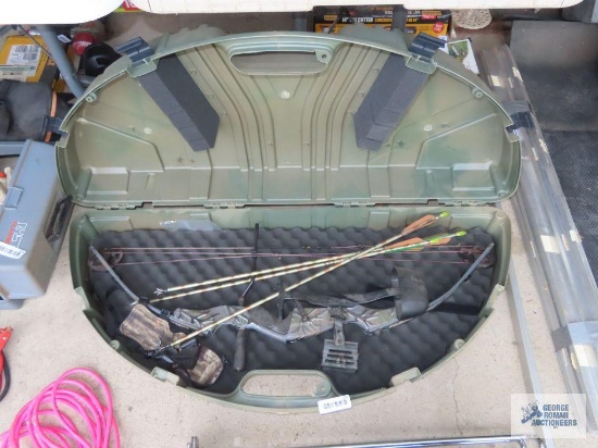 Hardcore MFC point blankcompound bow with case