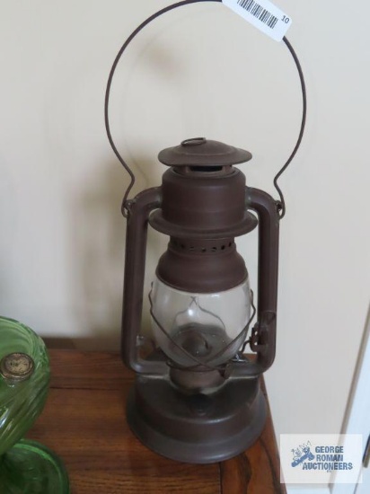 Paulls large no. 2 fount lantern