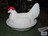 Westmoreland glass hen on nest