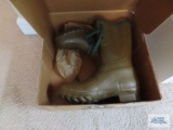 Northerner men's insulated boots, size 8