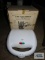 Astro fondue set and sandwich press