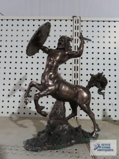 Pacific Giftware figurine