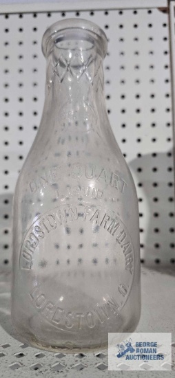 Lordstown Farm Dairy, Lordstown, Ohio milk bottle