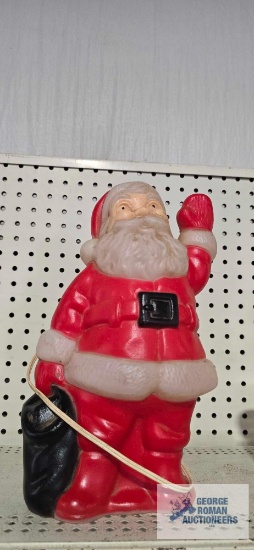 Plastic molded outdoor Santa Claus figurine, made by Sun Hill Industries