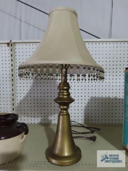 Table lamp