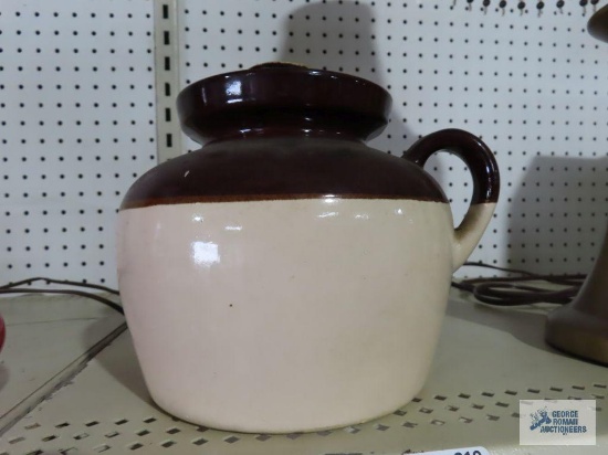Vintage bean pot with lid