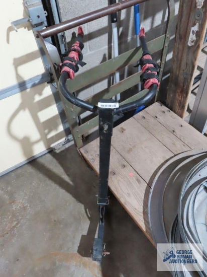 Hitch mounted bicycle rack