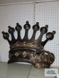 Plastic crown wall plaques