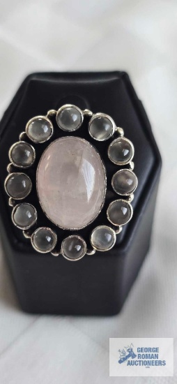Silver colored ring with pale pink and gray stones (rose quartz), marked 925, 10.3 G, size 7