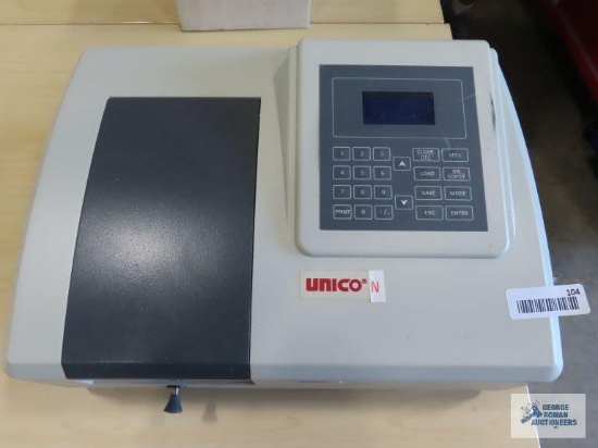 Unico spectrometer model UV2150