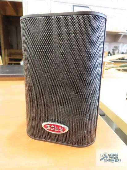Boss speaker, model MR4.3B