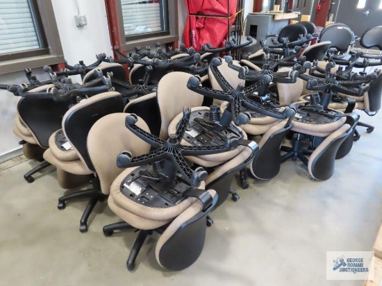 Approximately 37 roll about computer chairs