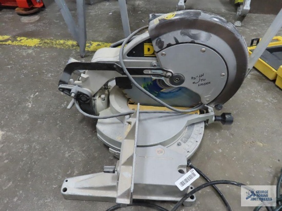 DeWalt 12" compound miter saw, model DW705