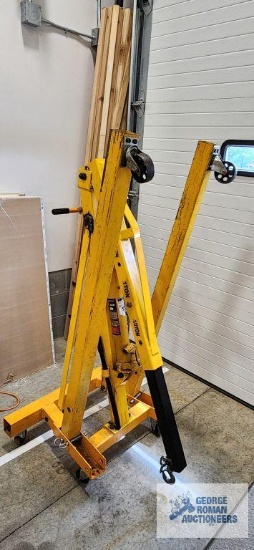 Performance Tools 2 ton convertible engine hoist