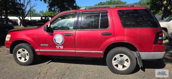 2006 Ford Explorer, VIN# 1FMEU72EX6UB31719, 176,702 miles