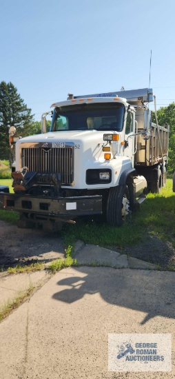 2005 International 5600i dump truck, VIN# 1HTXHAPT15J050407, 73,413 miles