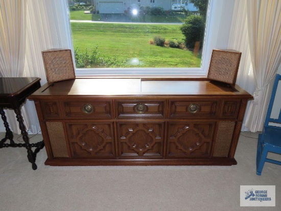 Magnavox Astro-Sonic 500 series console stereo with Heathkit vintage speakers. On first floor.