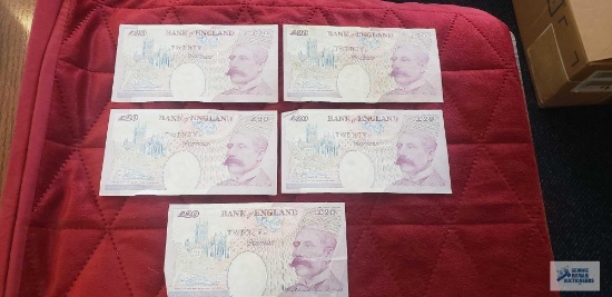Bank of England (5) 20 pound notes.
