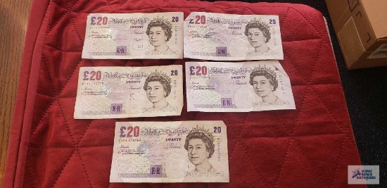 Bank of England (5) 20 pound notes.