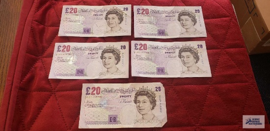 Bank of England (5) 20 pound notes.