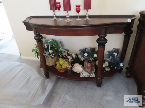 Cherry finish sofa table