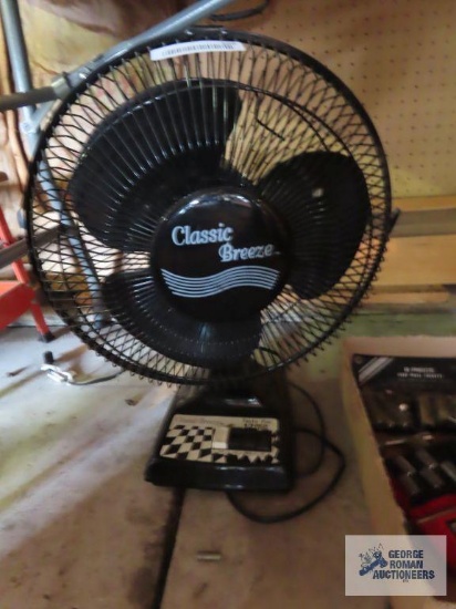 Classic Breeze table fan