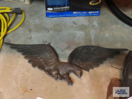 Eagle metal wall plaque