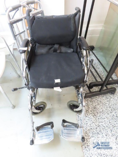 Invacare 2000 wheelchair