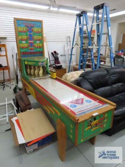 Vintage United Manufacturing Company Speedy Shuffle Alley shuffleboard game. Game is in garage. It