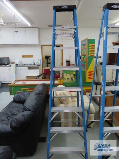 Werner 8' fiberglass step ladder