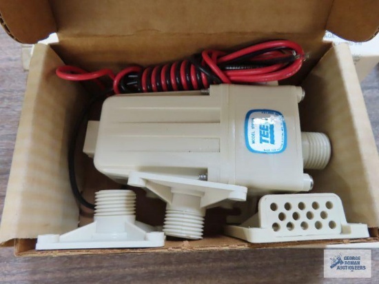 Teel model 1P811A centrifugal submersible pump with directions, and E-Z power converter new in