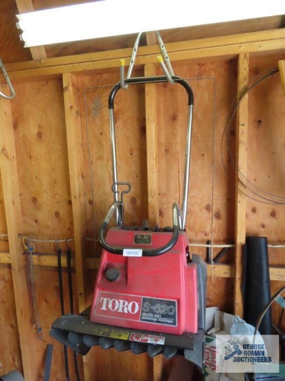 Toro model S-620 snowblower with electric start