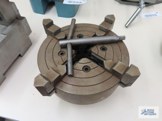 South Bend Lathe Inc. number 4006-63 chuck made by Skinner Chuck company USA