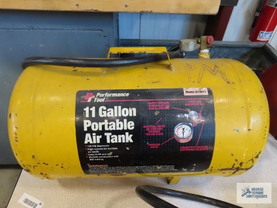 11 gallon portable air tank