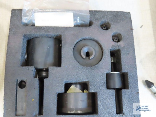 Pulley puller / installer