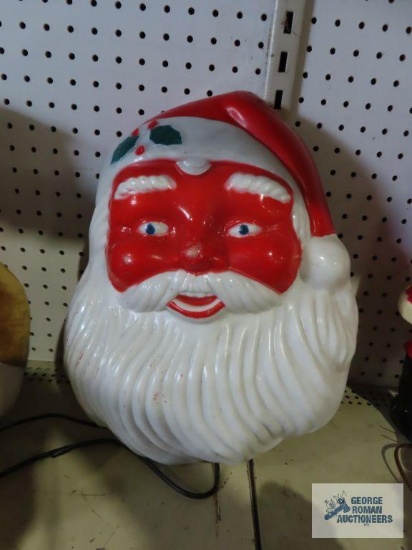 Noma Electric Corp. lighted Santa Claus wall hanging