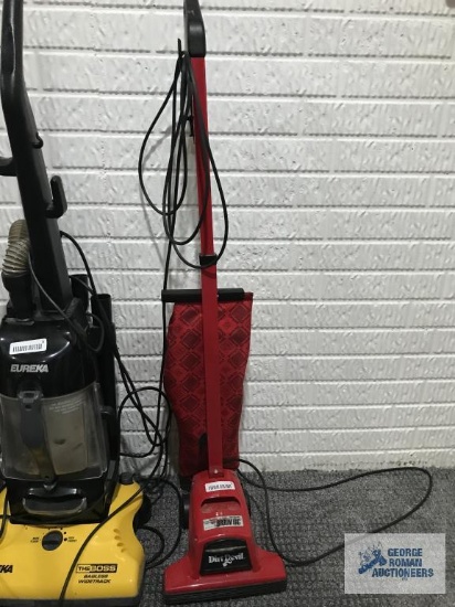 DIRT DEVIL SWEEPER