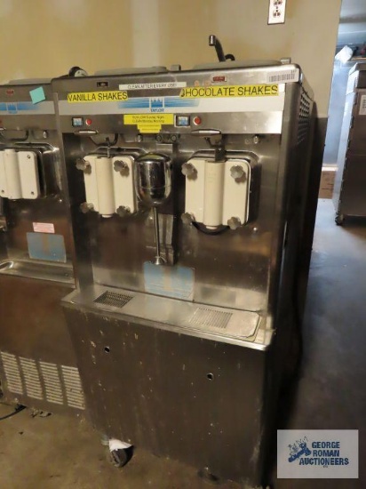 Taylor soft serve dispenser. model 772-33