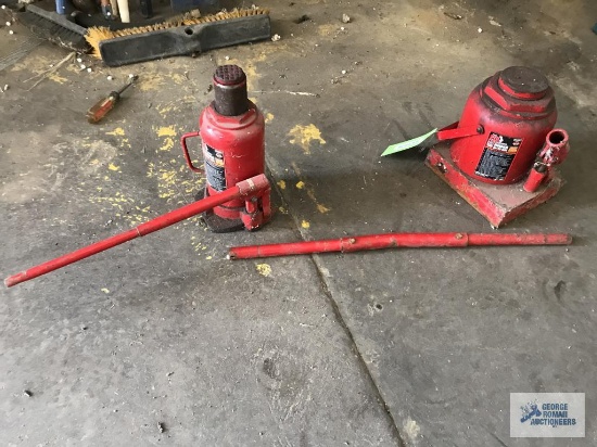 20 TON AND 50 TON JACKS