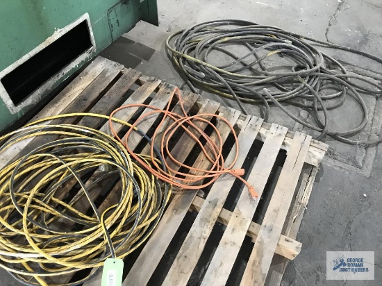 EXTENSION CORDS