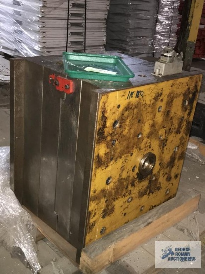 MOLD, DOUBLE CAVITY