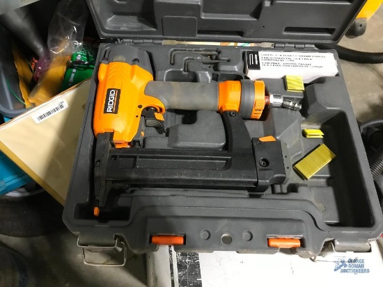 Ridgid Air Finish Stapler