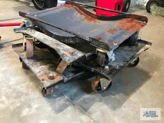 (4) Wheel Skates