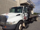 2005 International 4300 Rollback 24' Bed w/ Cable Wench