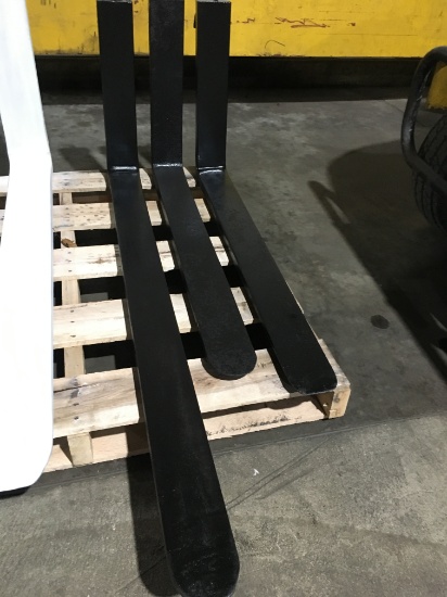 Fork lift forks assorted (3) Various lengths