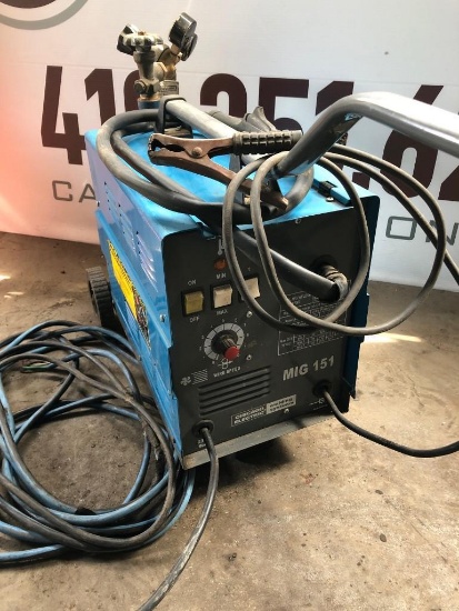 MIG Welder 151 Chicago Electric Systems